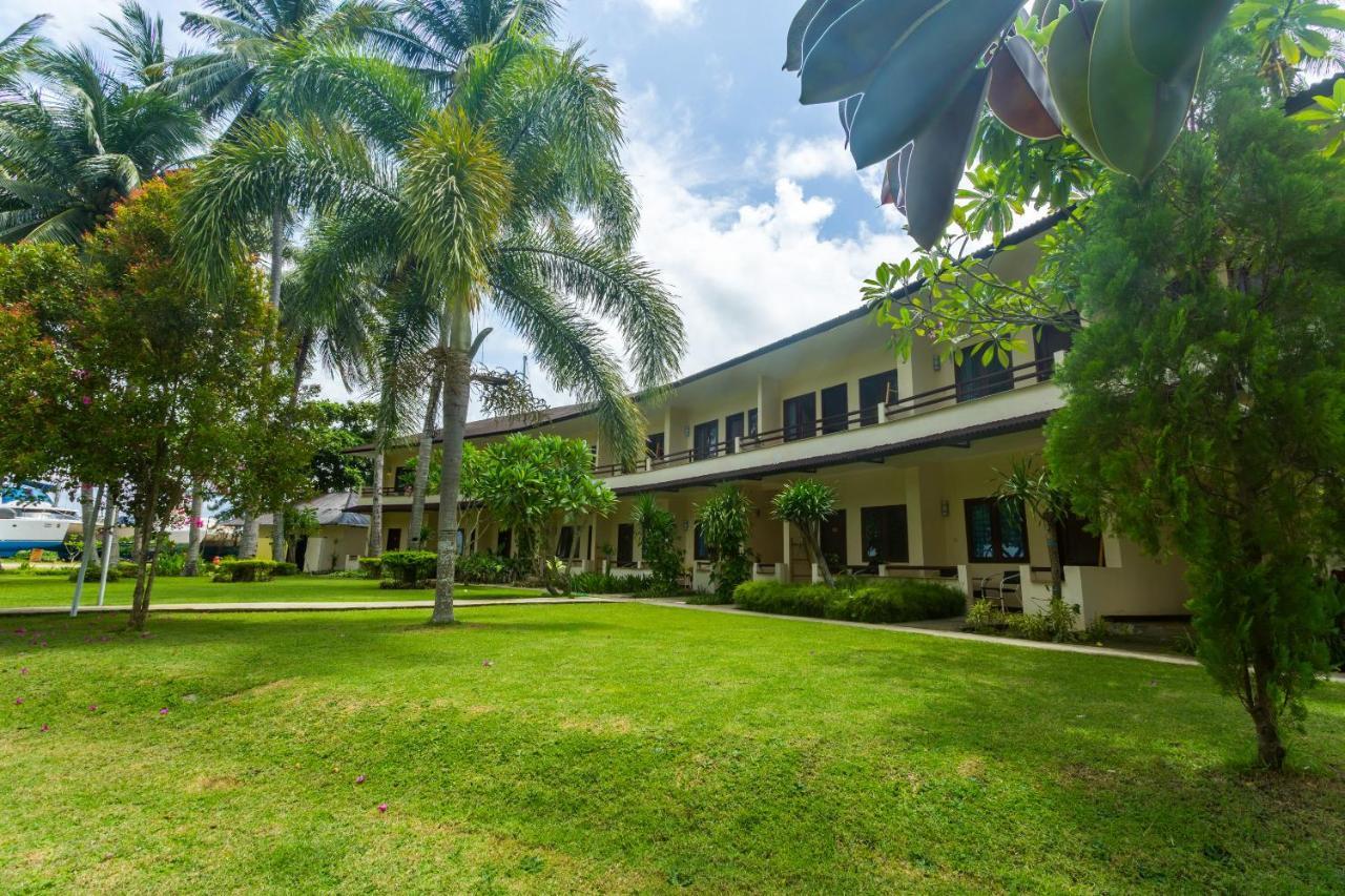 Hotel Capital O 2796 Medana Bay Marina Tanjung  Exterior foto